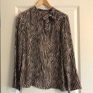 Noir zebra bow neck top